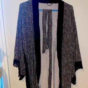 VS CHEETAH ROBE